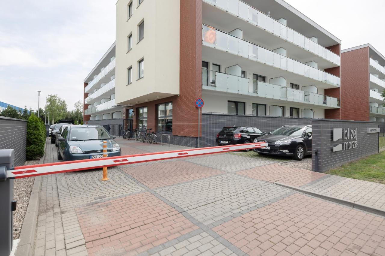 Blizej Morza II Apartament Z Garazem By Renters Apartment Kolobrzeg Exterior photo